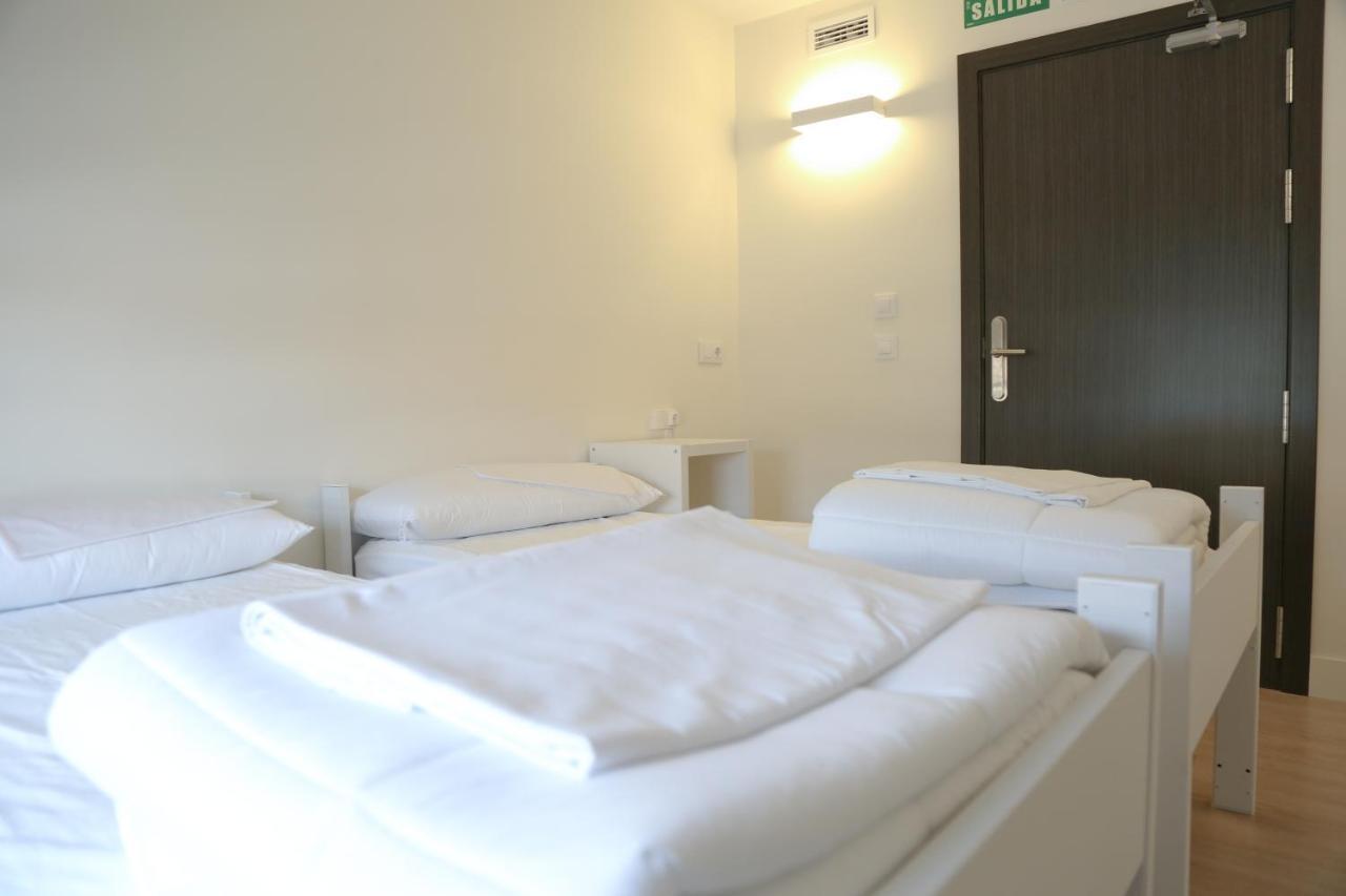 Aterpe Kanpezu Hostel Santa Cruz de Campezo Екстериор снимка