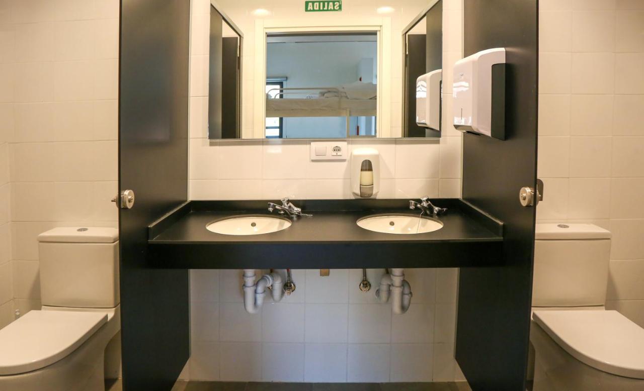 Aterpe Kanpezu Hostel Santa Cruz de Campezo Екстериор снимка