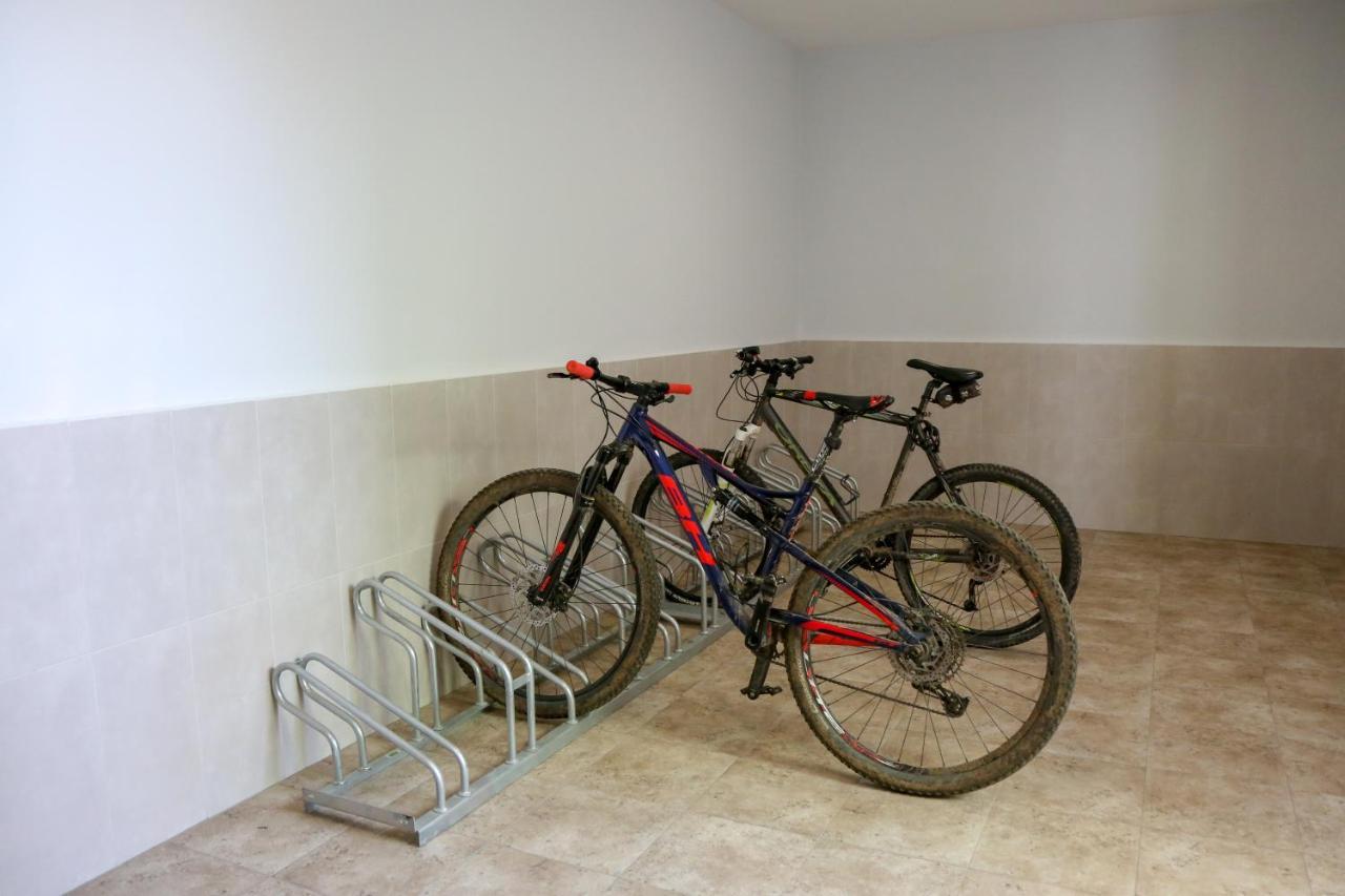 Aterpe Kanpezu Hostel Santa Cruz de Campezo Екстериор снимка